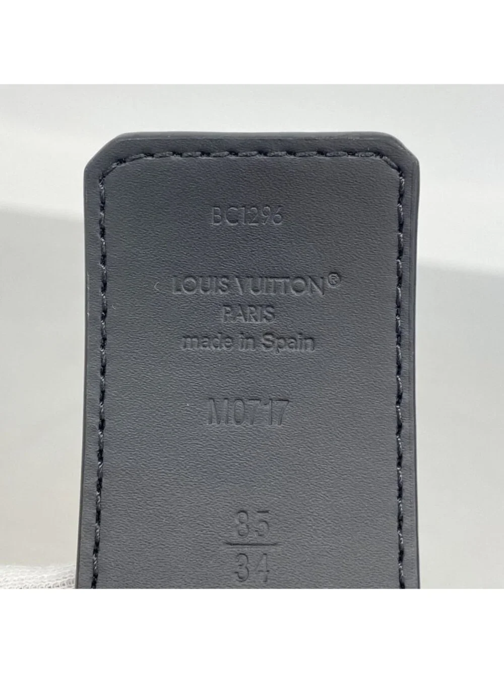 Louis Vuitton Belt Monogram Shadow LV 40 Reversible Black